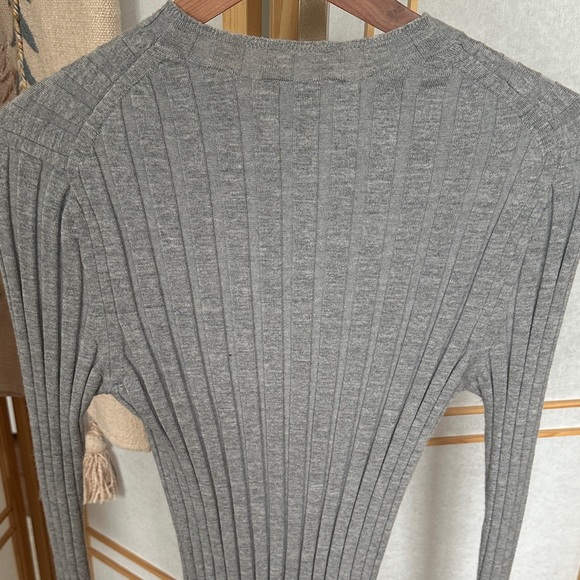 Acne Studios Light Gray Ribbed Crew Neck Sweater - Picture 4 of 10
